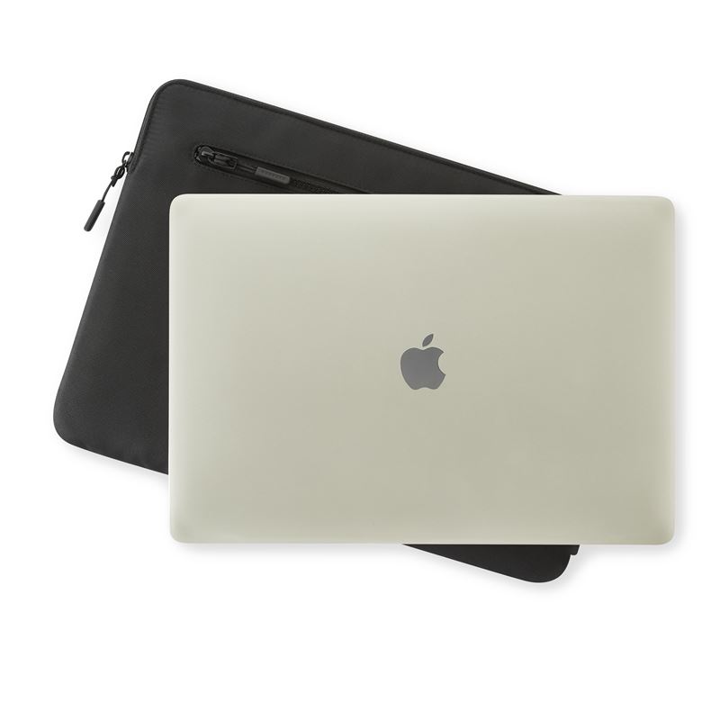 Husa de transport cu organizator Pipetto Classic pentru Macbook 15/16 inch, neagra (Ingredi, P058-109-15) by www.silkase.ro